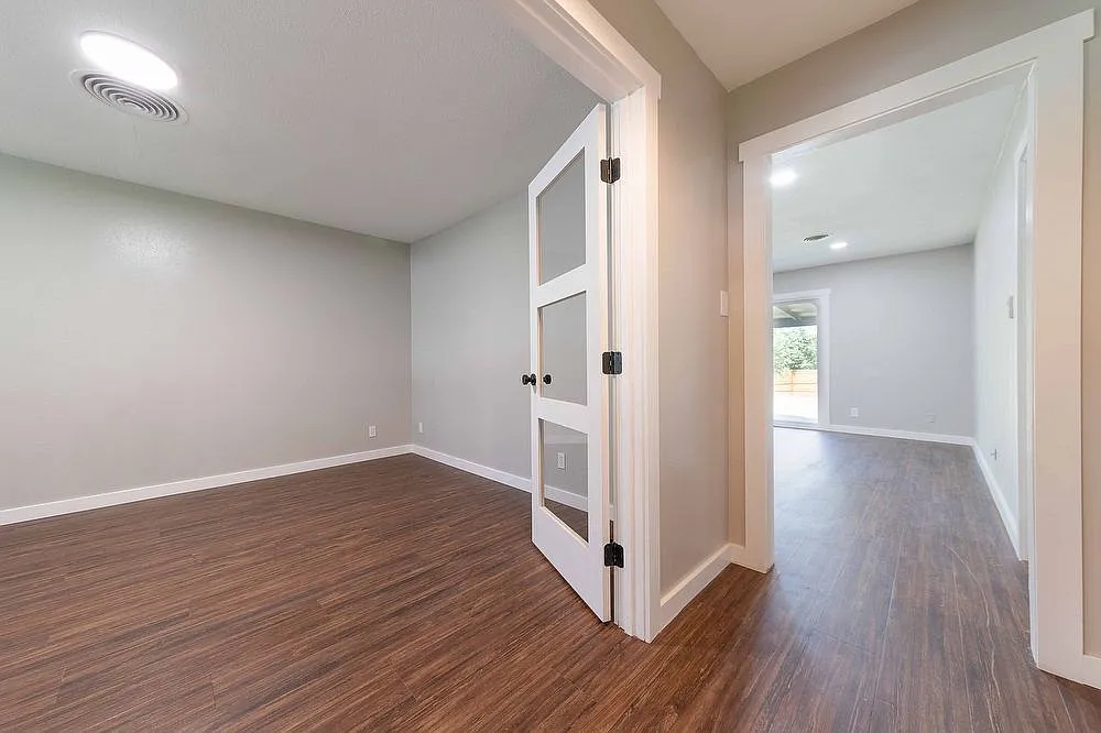 3 bed, 2.0 bath, 1410 sqft, $2,495 — Photo 3