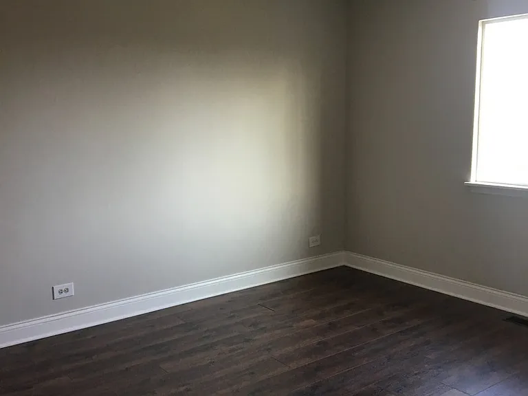 1120 Norwood Ln — Photo 2