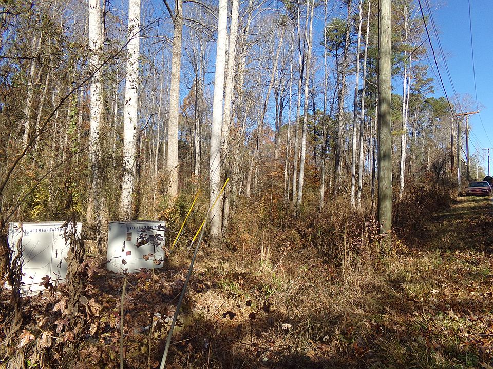 2nd image of Heritage Rd