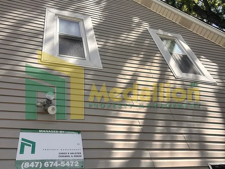 4700 W Monroe St #2 — Photo 2