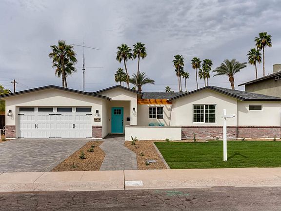 New Facade with Courtyard