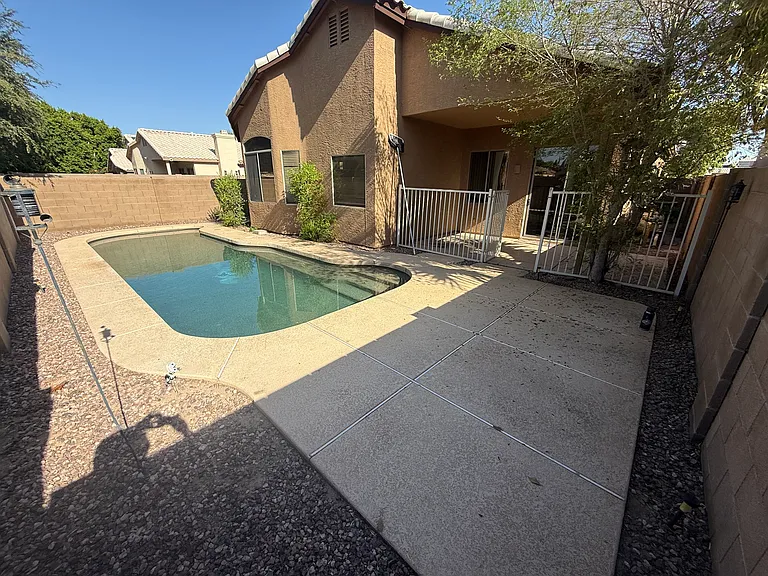 8836 W Adam Ave — Photo 19