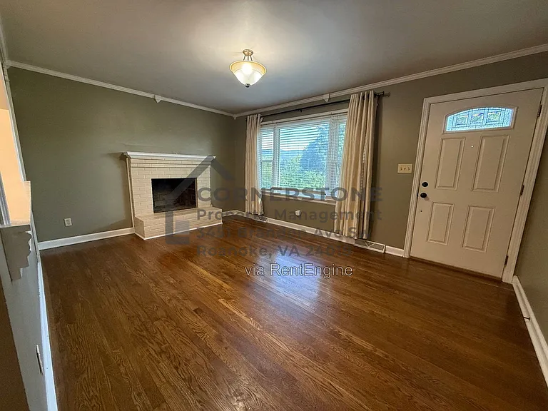950 Palmer Ave — Photo 7