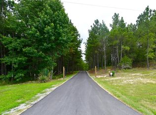 1858 Ridge Rd, Hodges, SC 29653