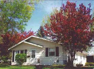 1017 W Arlington St, Marshfield, WI 54449