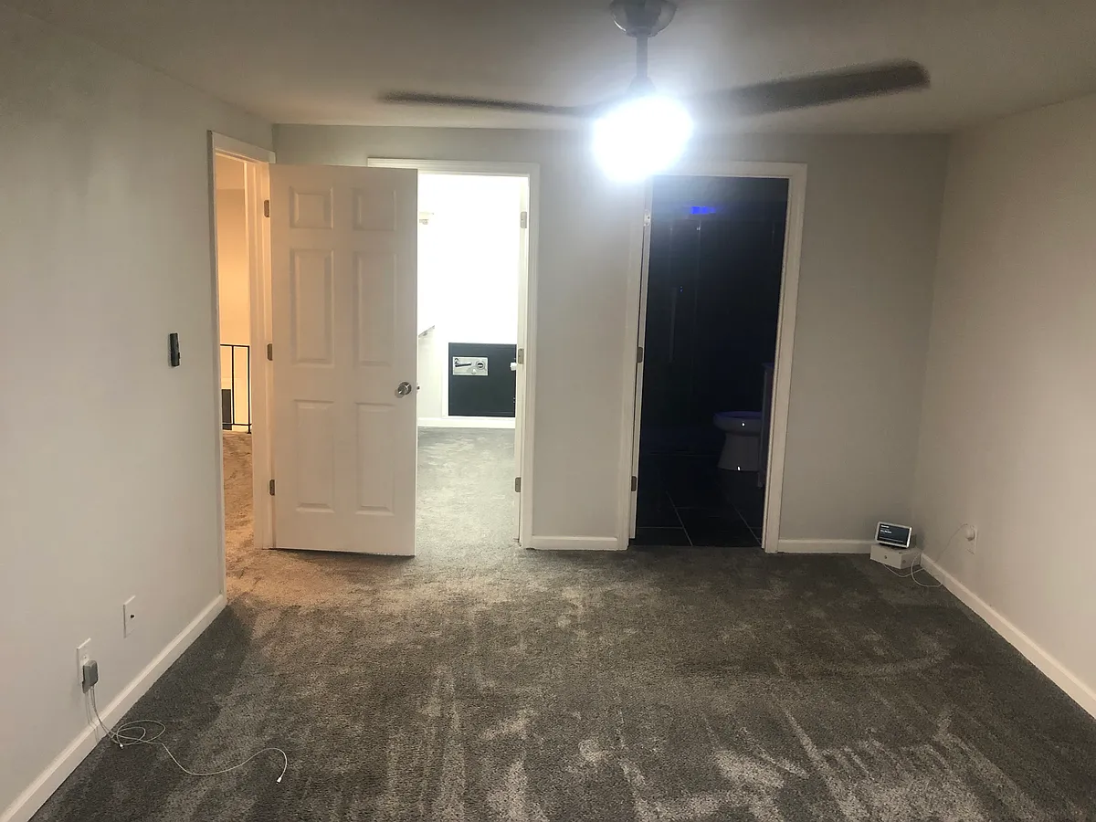 Building Photo - 138 Lamplighter Cir