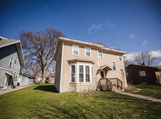 107 E 4th St, Morris, MN 56267