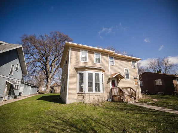 107 E 4th St, Donnelly, MN 56267