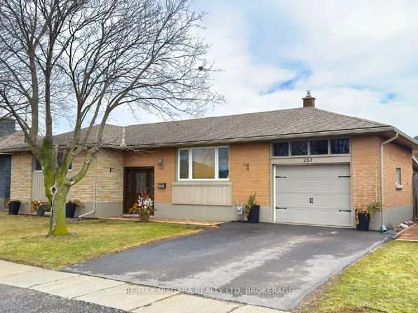 251 Clarke St, Pt Colborne, ON L3K 2G7