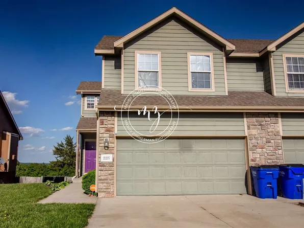 2217 Brooke Bnd, Junction City, KS 66441