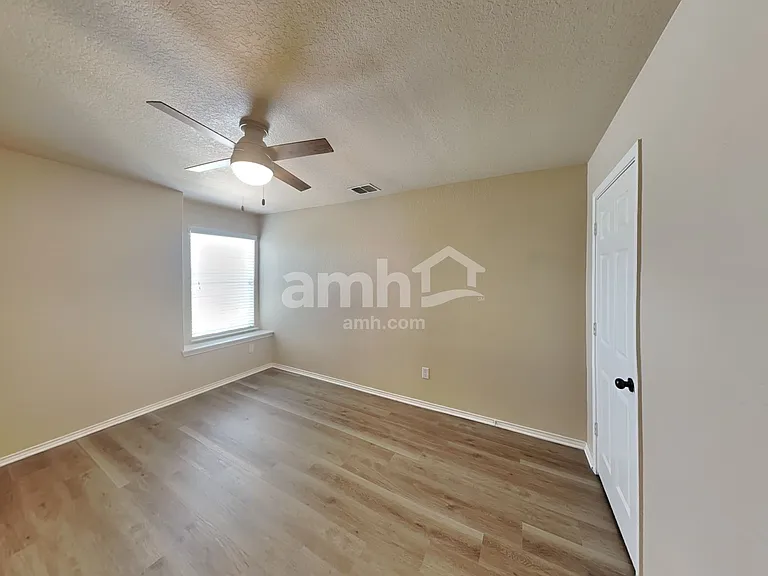 2967 Nicholas Cv — Photo 13