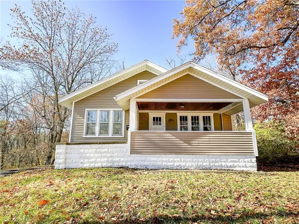 407 N Cross St, Robinson, IL 62454