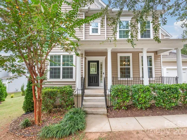 5949 Gilchrist Cir, Belmont, NC 28012