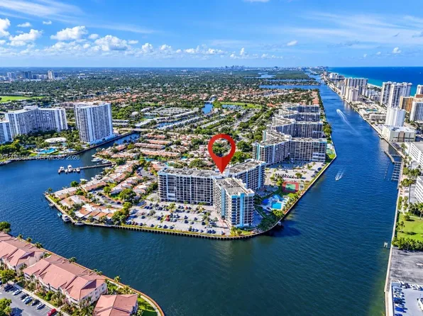200 Leslie Dr APT 204, Hallandale, FL 33009