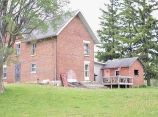 610 Union St, Clermont, IA 52135