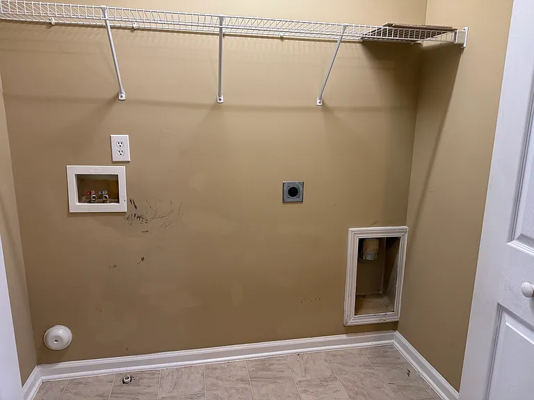 2620 Hartfield Commons Ln — Photo 22