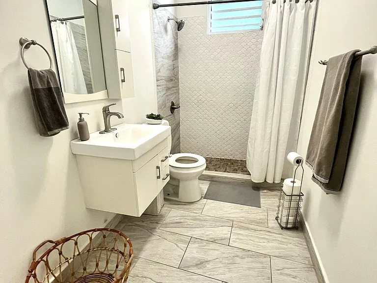 1561 Lopez Landron St #3 — Photo 7