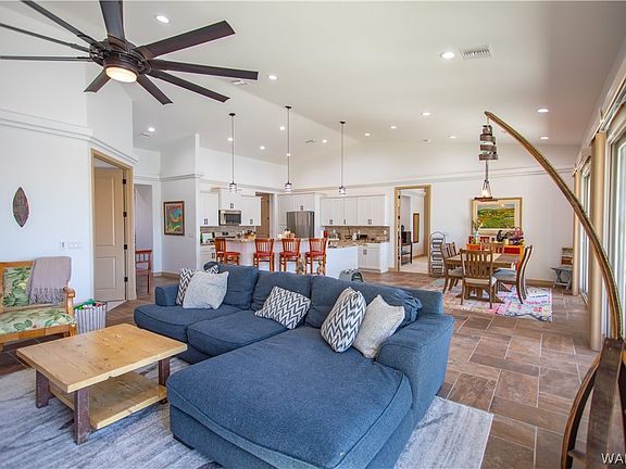 5th image of 2166 E Bella Vista Drive
