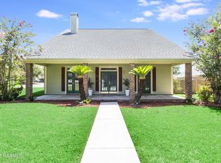 104 Beaujolais Pkwy, Lafayette, LA 70503