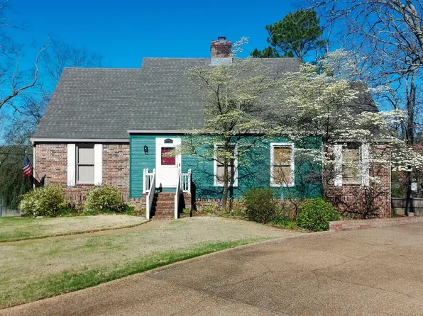 1204 N Point Ln, N Little Rock, AR 72118