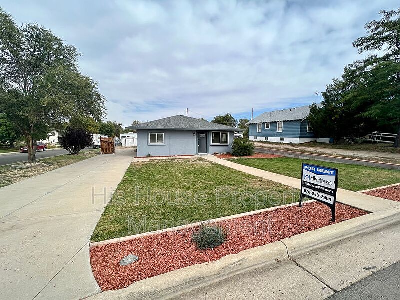 1st image of 329 3rd Ave