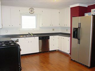 2nd image of 341 Sunset Dr
