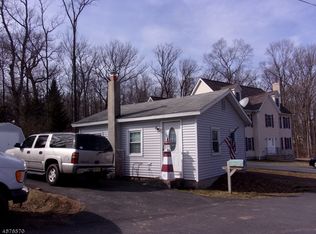 1 Willis St, Lake Hopatcong, NJ 07849
