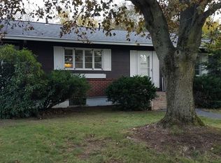 17 Beresford St, Lawrence, MA 01843