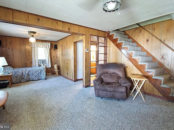 5th image of 8221 Dogwood Dr