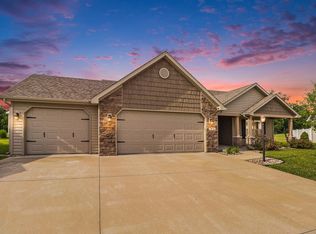 3876 Mandy Ct, Warsaw, IN 46582