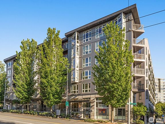 4th image of 159 Denny Way #411
