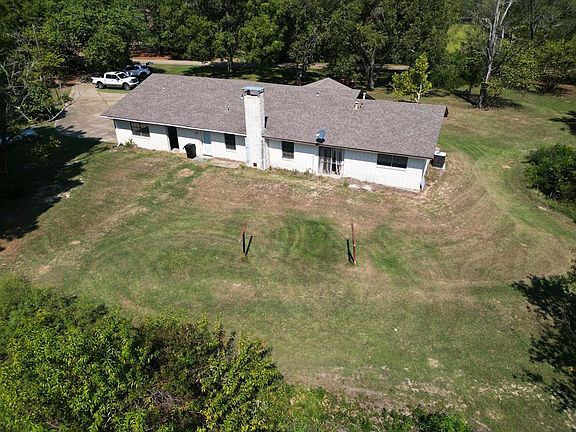 2nd image of 1407 County Road 4114 W