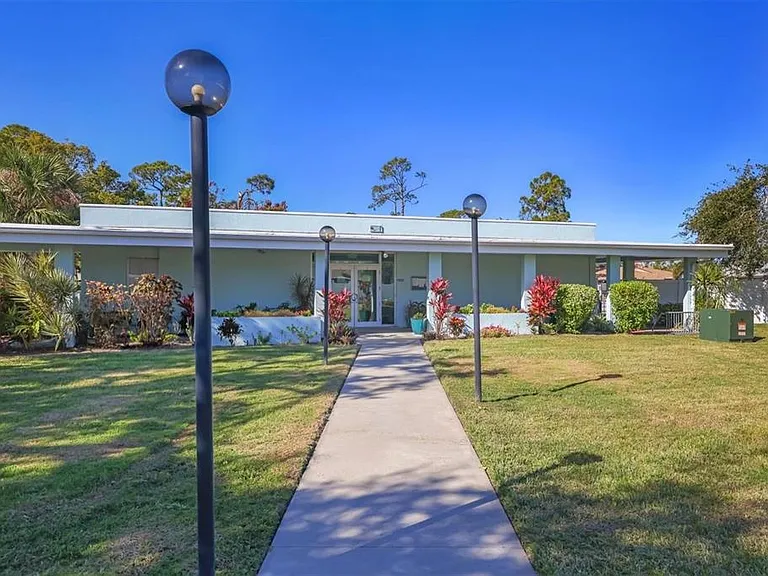 6283 Green View Cir S #102 — Photo 27
