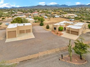 35219 N 10th St, Phoenix, AZ 85086