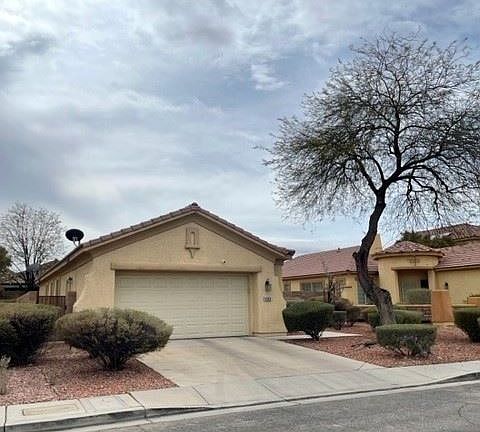 5th image of 4589 Ondoro Ave
