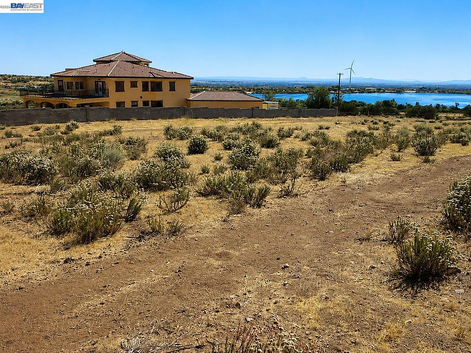 1st image of El Camino Drive Hacienda Dr