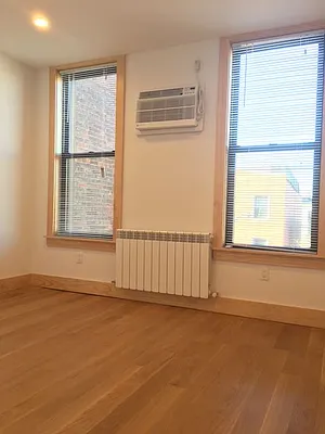 Rented by Nooklyn NYC LLC | media 51