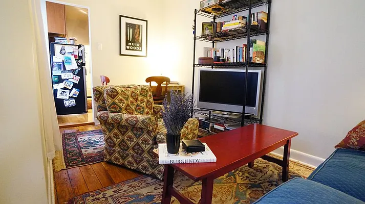 Rented by Bold New York | media 43