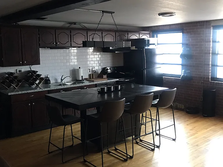 115 E Tyler St #200 — Photo 15