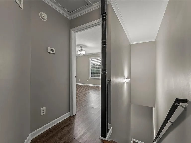 27 Corinth Rd — Photo 12