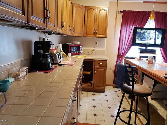 4th image of 522 SE Reef Ave