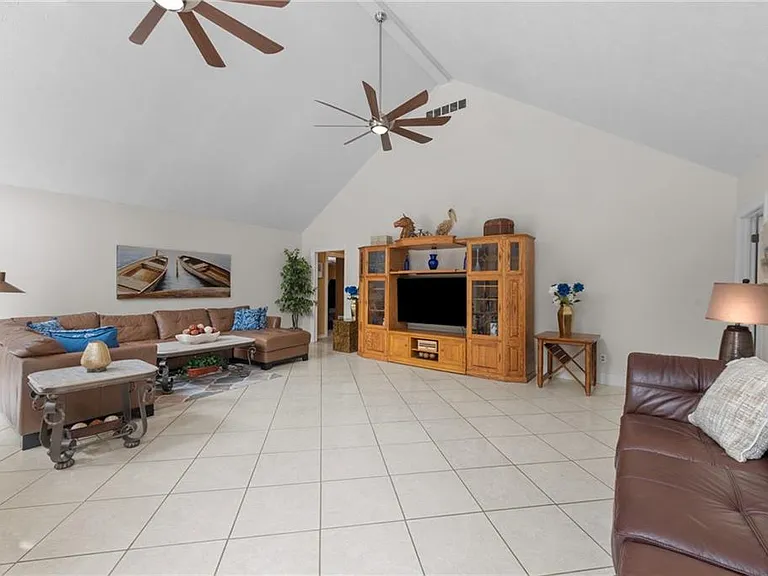 1061 Highway 92 N — Photo 23