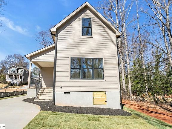 5th image of 120 Clark St