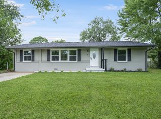 6 E Bel Air Blvd, Clarksville, TN 37042