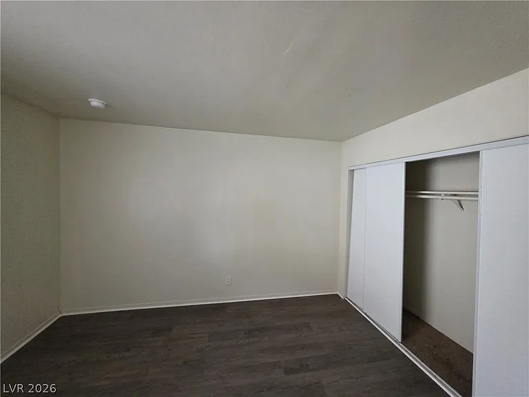 1440 Vegas Valley Dr #8 — Photo 33