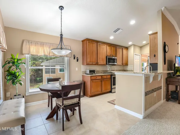8565 LITTLE SWIFT Circle #32F, Jacksonville, FL 32256