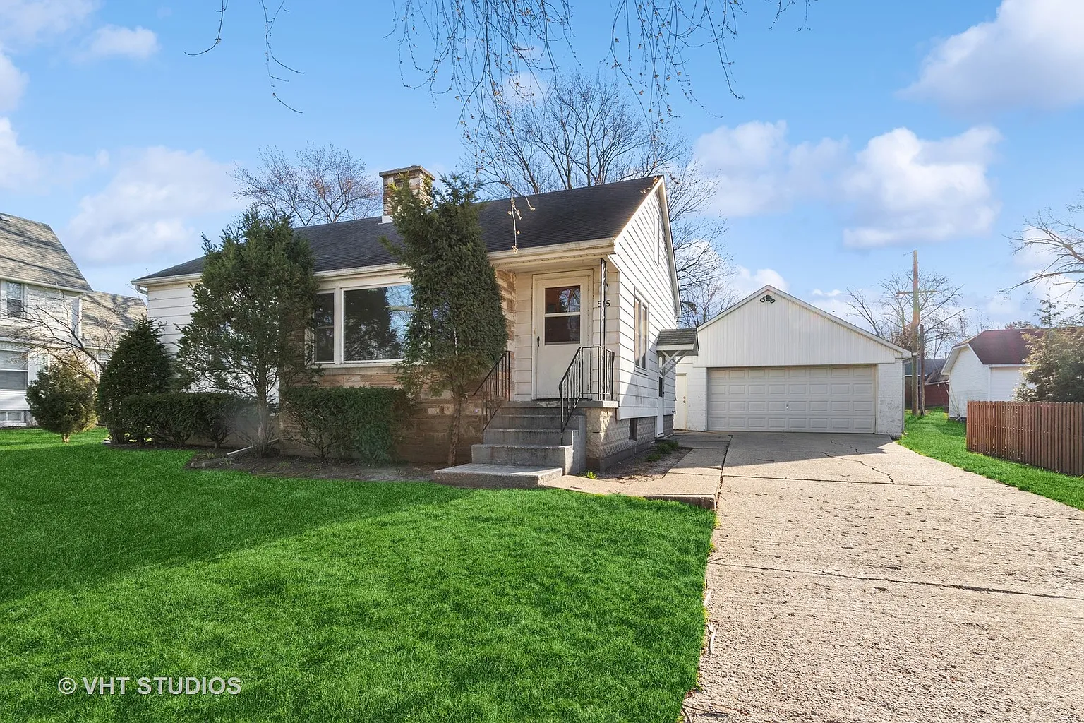 515 Catalpa St photo 1