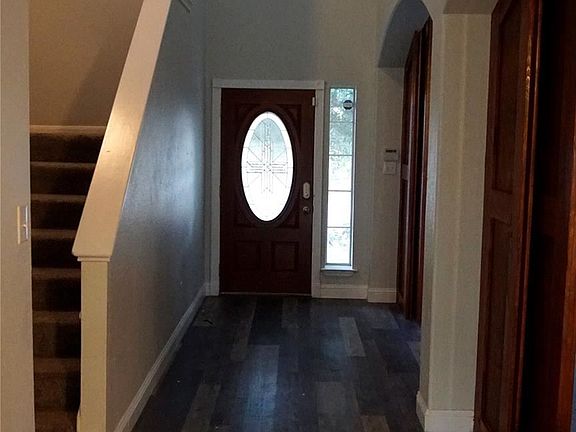 4th image of 653 Dark Horse Ln