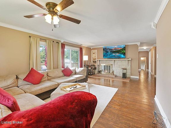 5th image of 11416 Pleasant Dr