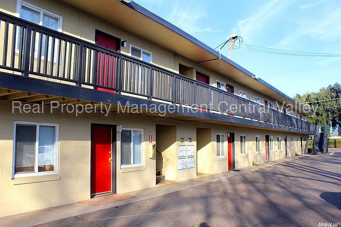 2nd image of 617 Tully Rd APT 5